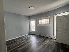 226-228 Prescott Avenue, 3 in Scranton, PA - Building Photo - Building Photo