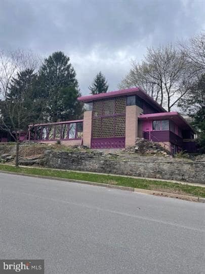 201 W Prospect Ave in State College, PA - Building Photo - Building Photo