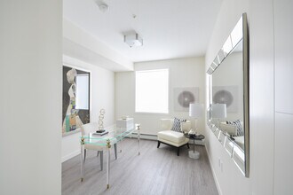 Pines Edge II in Regina, SK - Building Photo - Building Photo