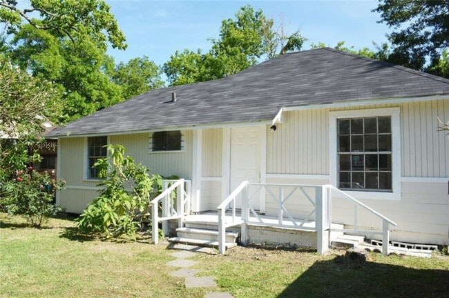 2514 Lynnfield St in Houston, TX - Foto de edificio - Building Photo