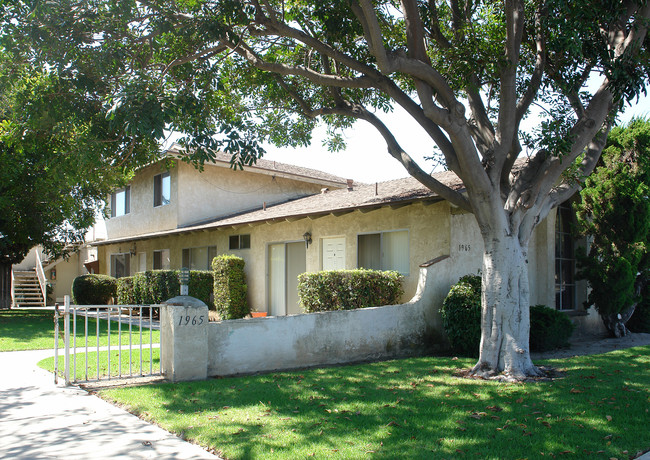 1965 N Ventura Rd in Oxnard, CA - Building Photo - Building Photo