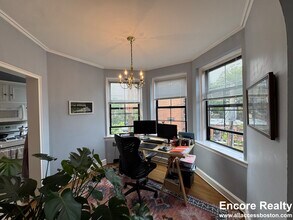 91 Longwood Ave, Unit 1 in Brookline, MA - Building Photo - Building Photo