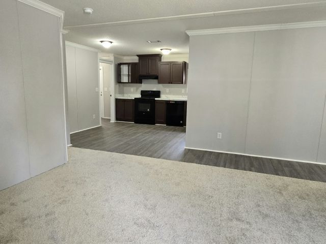 10826 Bryan Rd in Tampa, FL - Building Photo - Building Photo