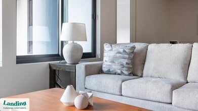 1414 Wood Hollow Dr in Houston, TX - Foto de edificio - Building Photo