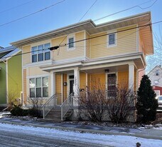 1225 St James Ct in Madison, WI - Building Photo