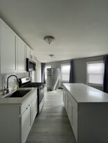 740 Grand St, Unit 2 in Jersey City, NJ - Building Photo
