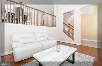 15260 Rosemont Manor Dr in Haymarket, VA - Building Photo - Building Photo