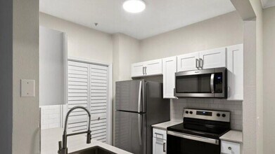 1801 Warner Ranch Dr in Round Rock, TX - Building Photo - Building Photo