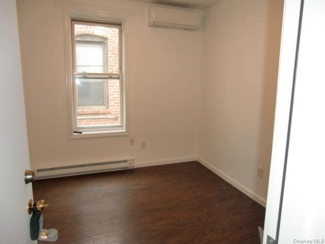property at 1762 Crosby Ave