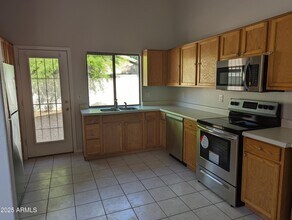 2121 N Iowa St in Chandler, AZ - Building Photo - Building Photo