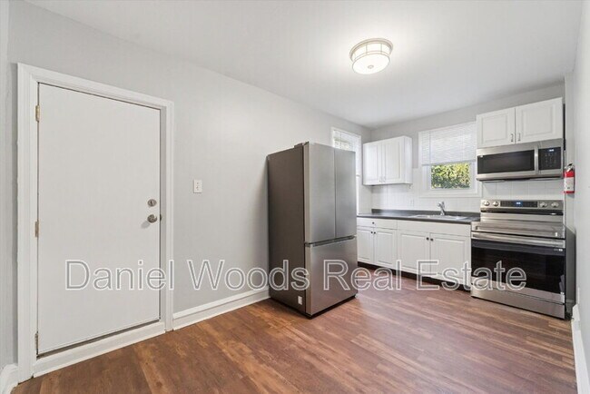 926 Booth St in Chester, PA - Foto de edificio - Building Photo