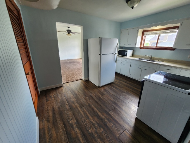 410 Pike St in Meadow Lands, PA - Building Photo - Building Photo