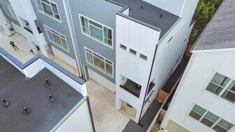 3310 Pease St in Houston, TX - Building Photo