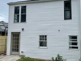 8422 S Buffalo Ave in Chicago, IL - Building Photo