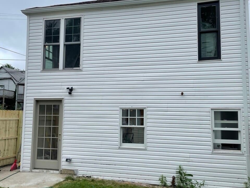 8422 S Buffalo Ave in Chicago, IL - Building Photo