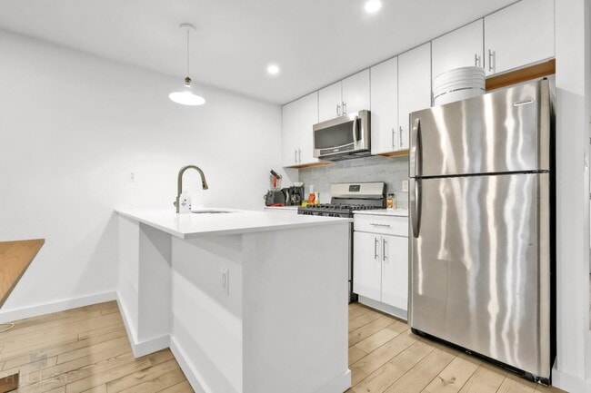property at 729 Chauncey St