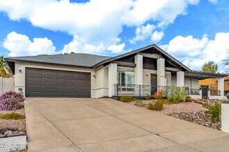 15014 N 20th St in Phoenix, AZ - Building Photo - Building Photo