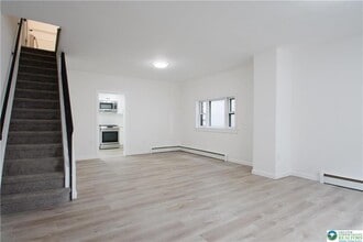 541 Jischke St in Bethlehem, PA - Building Photo - Building Photo