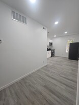 5161 Wakefield St, Unit 2 in Philadelphia, PA - Building Photo