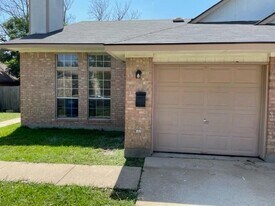 12403 Turtle Rock Rd in Austin, TX - Building Photo