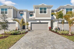 3595 NW Solange Ct in Jensen Beach, FL - Building Photo