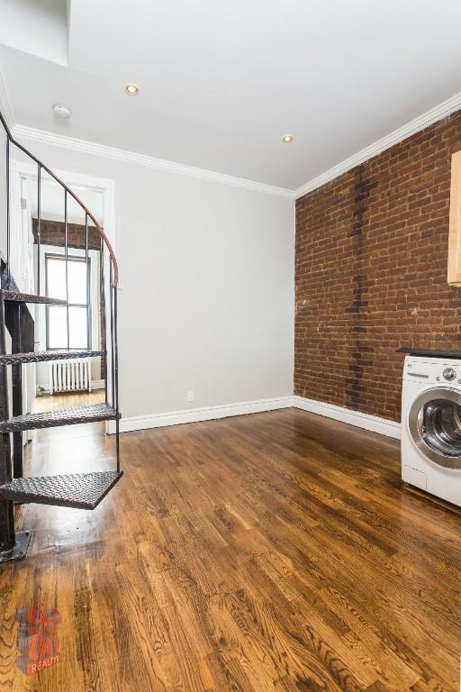 property at 219 E 23rd St