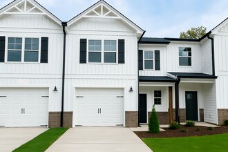 133 Calluna Dr in Clayton, NC - Building Photo - Building Photo