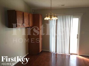 10729 Newgate Ln in Indianapolis, IN - Building Photo - Building Photo