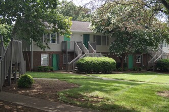 27 North Apartments in Greensboro, NC - Building Photo - Building Photo