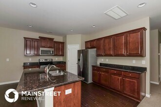 8727 Balsam Bay Rd in Charlotte, NC - Building Photo - Building Photo
