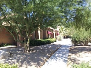 42985 Park Pl, Unit #2 in Palm Desert, CA - Building Photo - Building Photo