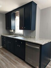 10218 Wentworth Ave S in Minneapolis, MN - Building Photo - Building Photo