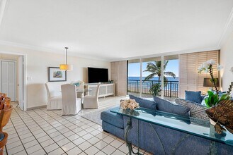 3951 N Ocean Blvd in Delray Beach, FL - Building Photo - Building Photo