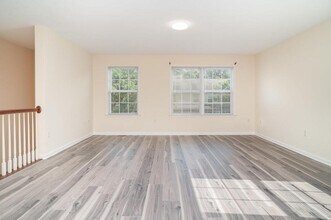 192 Mapleton Dr in Harrisburg, PA - Building Photo - Building Photo