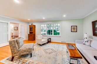 21301 N Woodland Ave in Barrington, IL - Building Photo - Building Photo