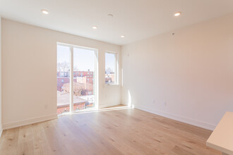 1331 Juniper in Philadelphia, PA - Foto de edificio - Interior Photo