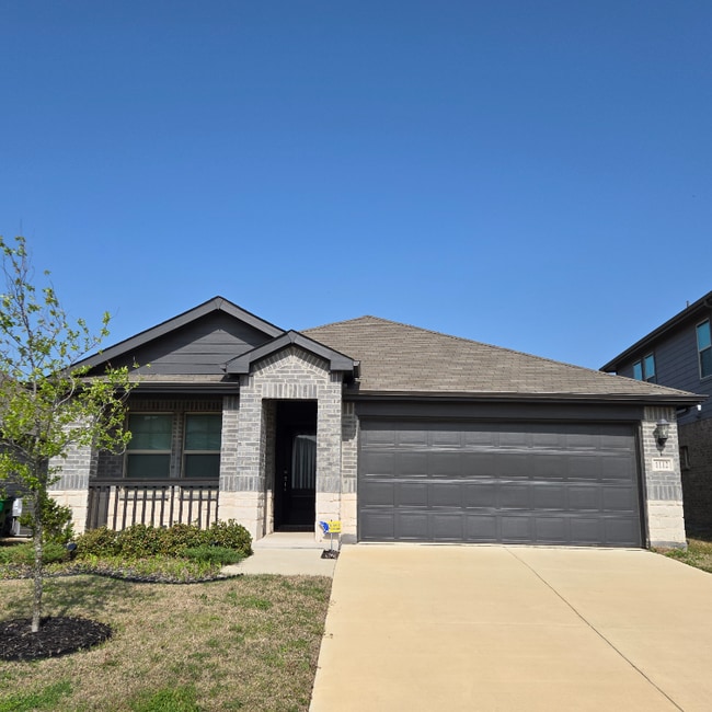 1112 Spectra Dr