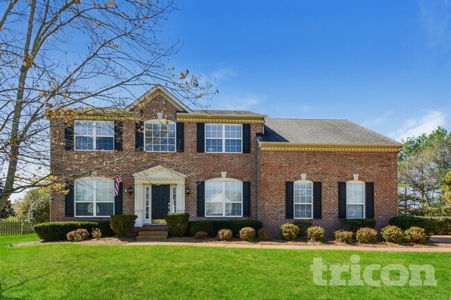 property at 528 Antebellum Ct