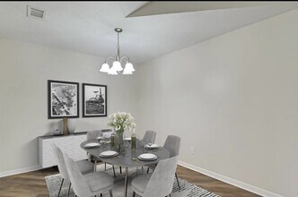 13310 Meisterwood Dr in Houston, TX - Building Photo - Building Photo