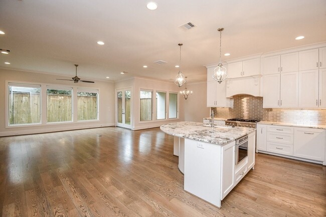 810 Remington Glade Dr