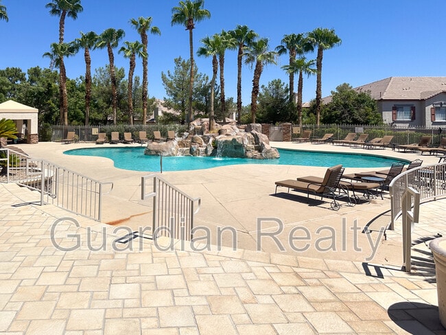 10220 Penrith Ave in Las Vegas, NV - Building Photo - Building Photo