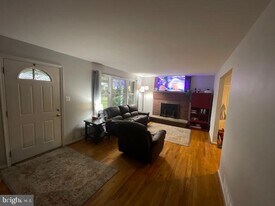 319 Mc Grady Rd in Rising Sun, MD - Building Photo