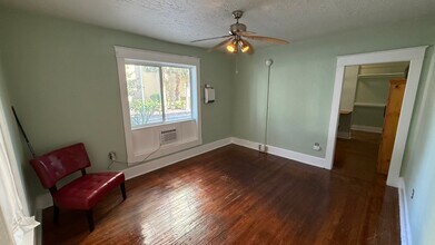 552 3rd Ave S, Unit 1 in St. Petersburg, FL - Foto de edificio - Building Photo