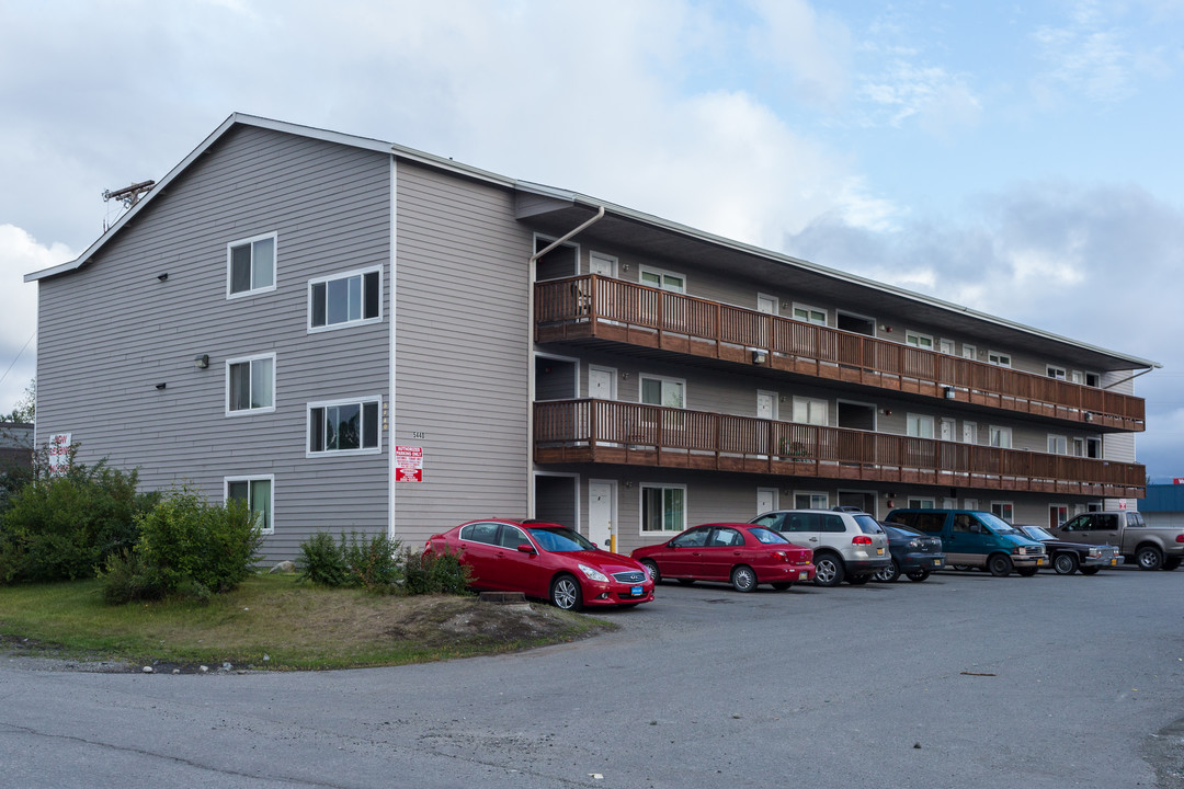 5440 E 26th Ave in Anchorage, AK - Building Photo