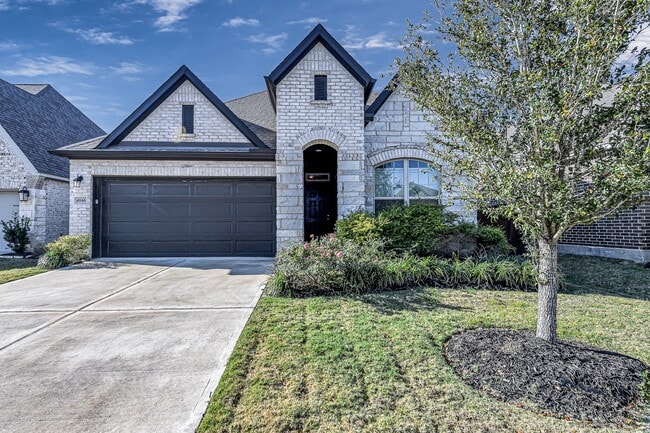 4946 Hitchings Ct in Arcola, TX - Foto de edificio - Building Photo