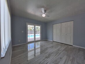 573 SE Floresta Dr in Port St. Lucie, FL - Building Photo - Building Photo