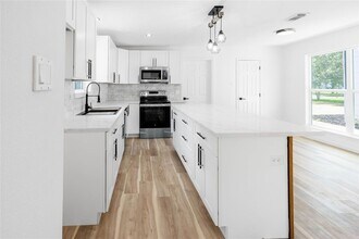 1011 Crossfield Dr in Katy, TX - Building Photo - Building Photo