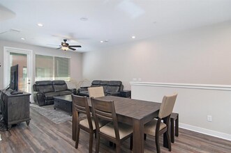 709 Anchor Ct in Chula Vista, CA - Foto de edificio - Building Photo