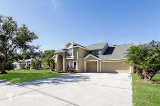 5118 Stonehurst Rd in Tampa, FL - Building Photo - Building Photo