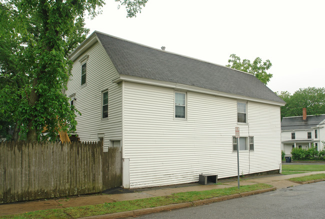 17-21 Abbott St in Nashua, NH - Building Photo - Building Photo